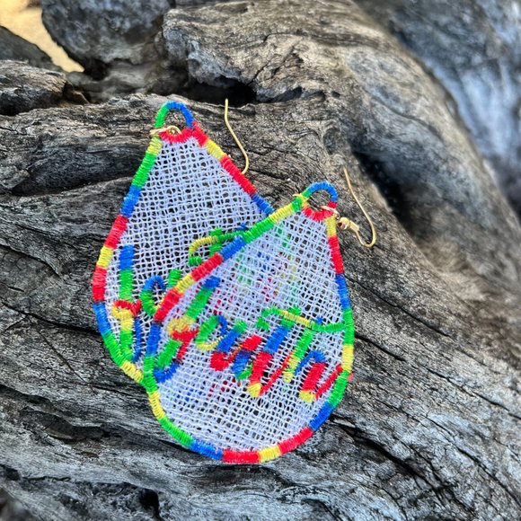 NWT Handmade Embroidered Multicolored Faith Lace CUSTOM Earrings - Picture 1 of 5